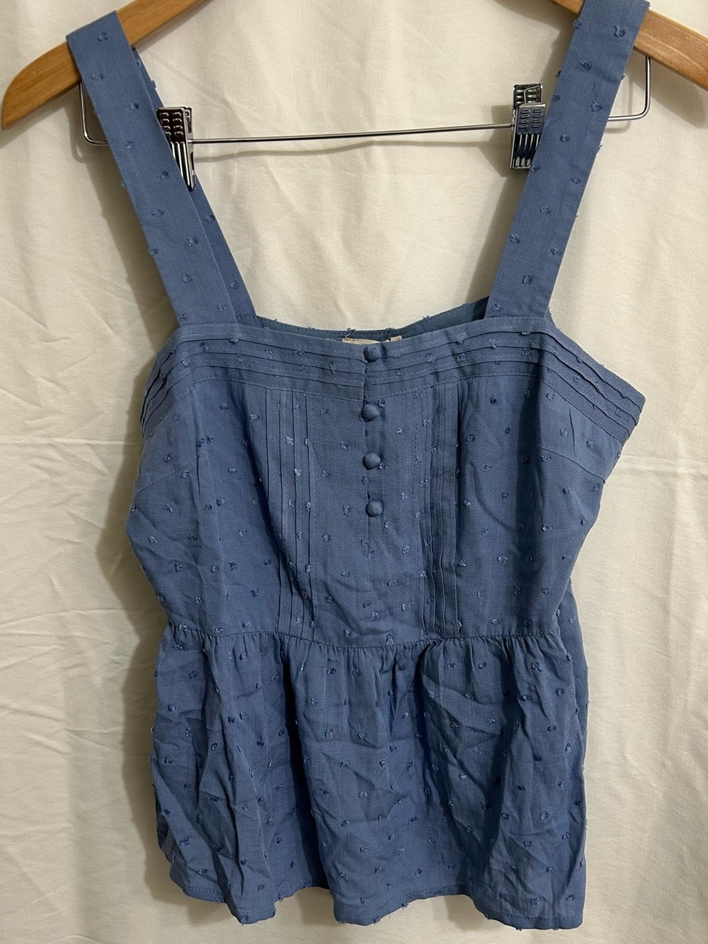 Hem & Thread Blue Sleeveless Peplum Button-Front Tank